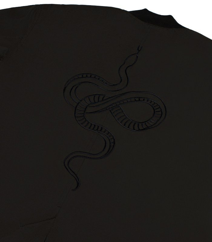 Бомбер удл. MEDOOZA "Snake_embr" (черный)