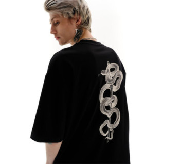 Футболка boxy MEDOOZA "Katana" (черный)