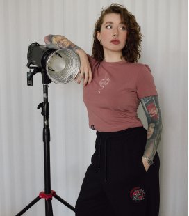 Футболка MEDOOZA "Snake" (W) (розовый)