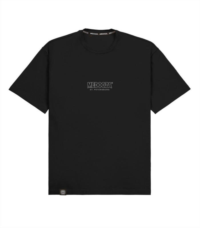 Футболка boxy MEDOOZA "Face" (черный)