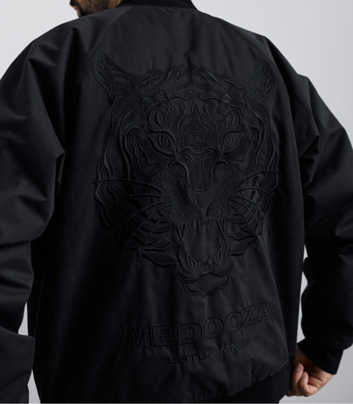 Бомбер MEDOOZA "Tiger Head" (черный)