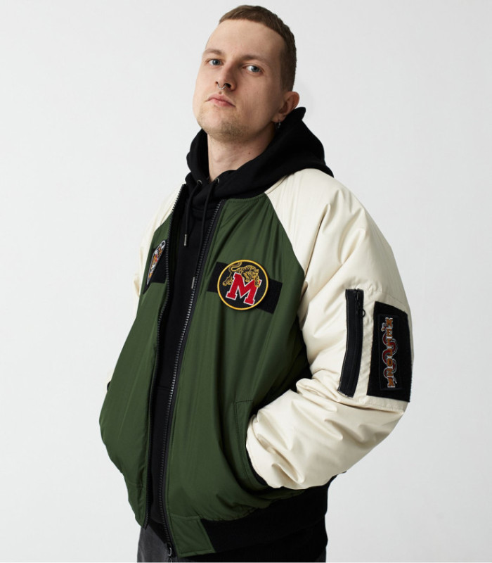 Бомбер MEDOOZA с патчами "Tiger College" (зелено-бежевый)